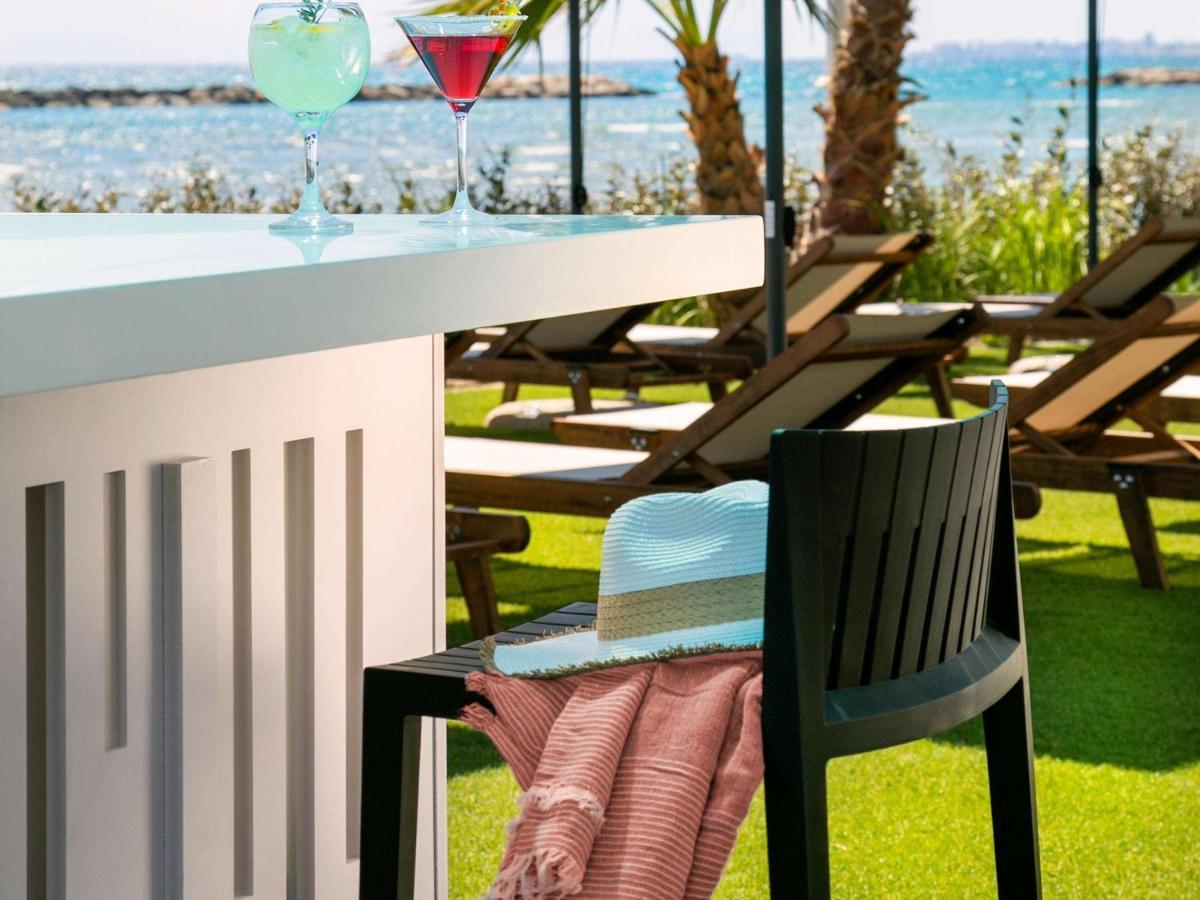 Mercure Larnaca Beach Resort Exterior foto