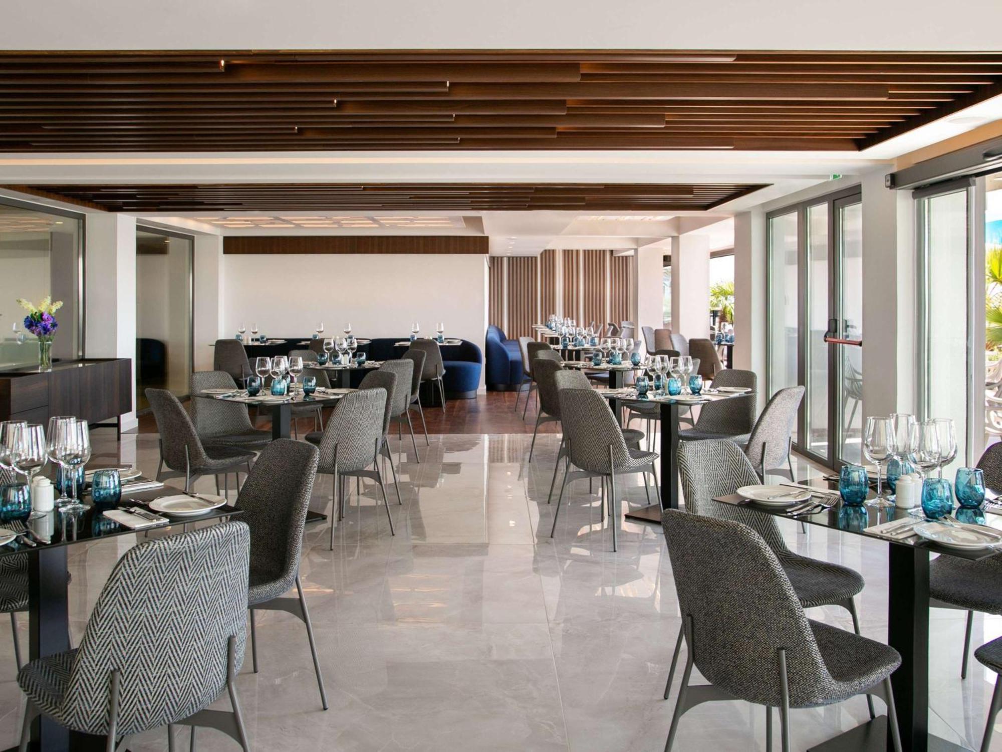 Mercure Larnaca Beach Resort Exterior foto