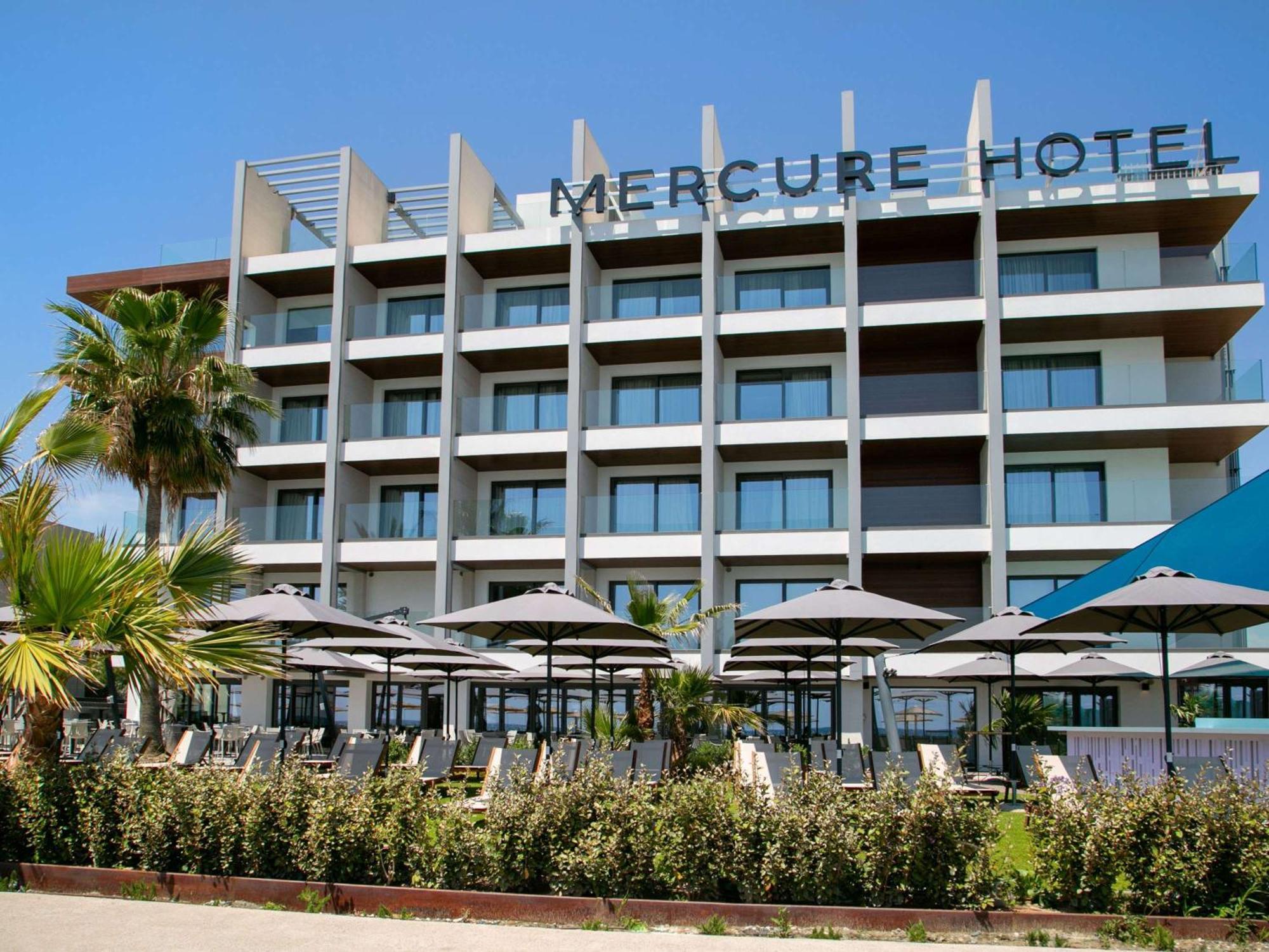 Mercure Larnaca Beach Resort Exterior foto