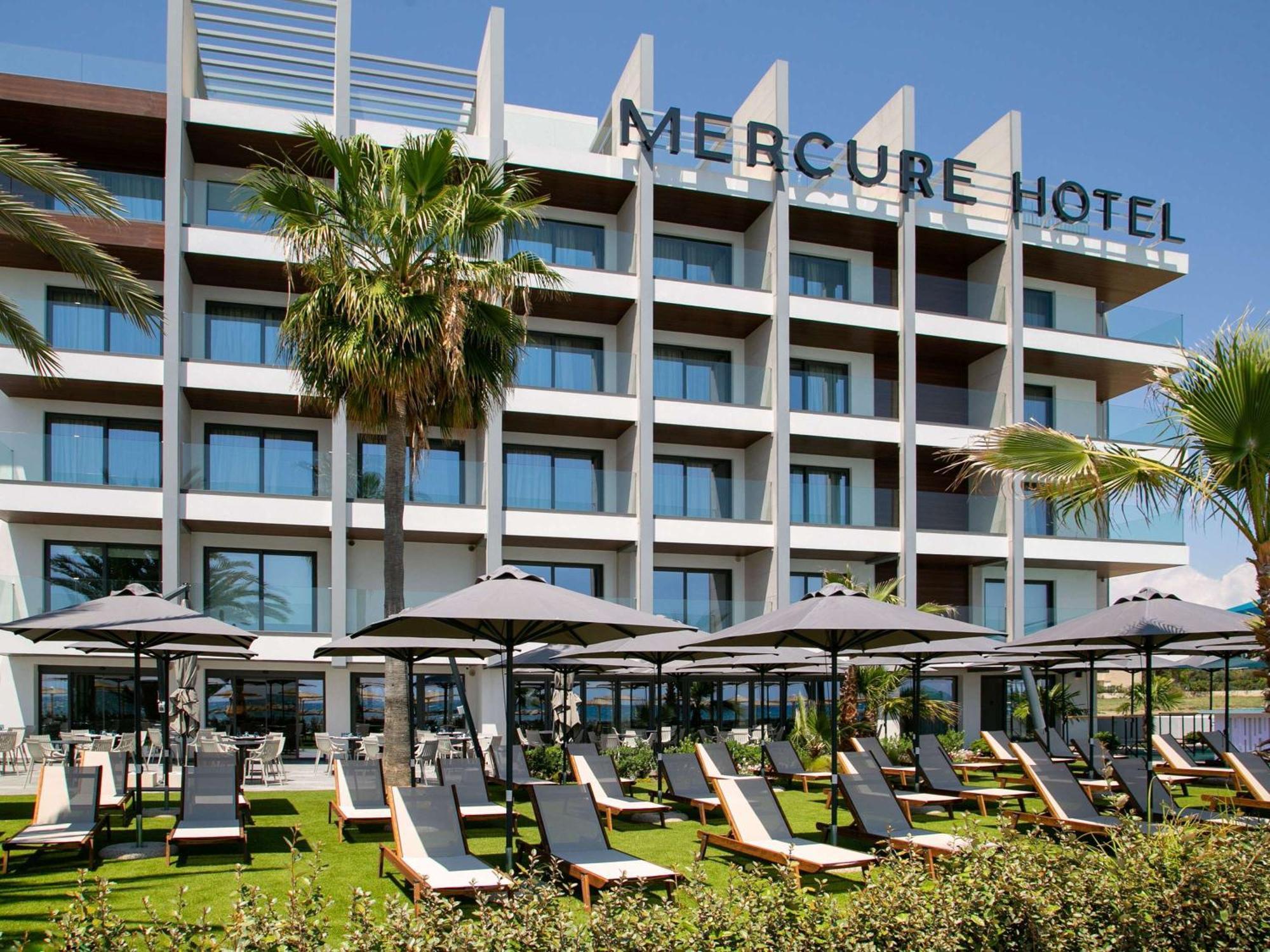 Mercure Larnaca Beach Resort Exterior foto